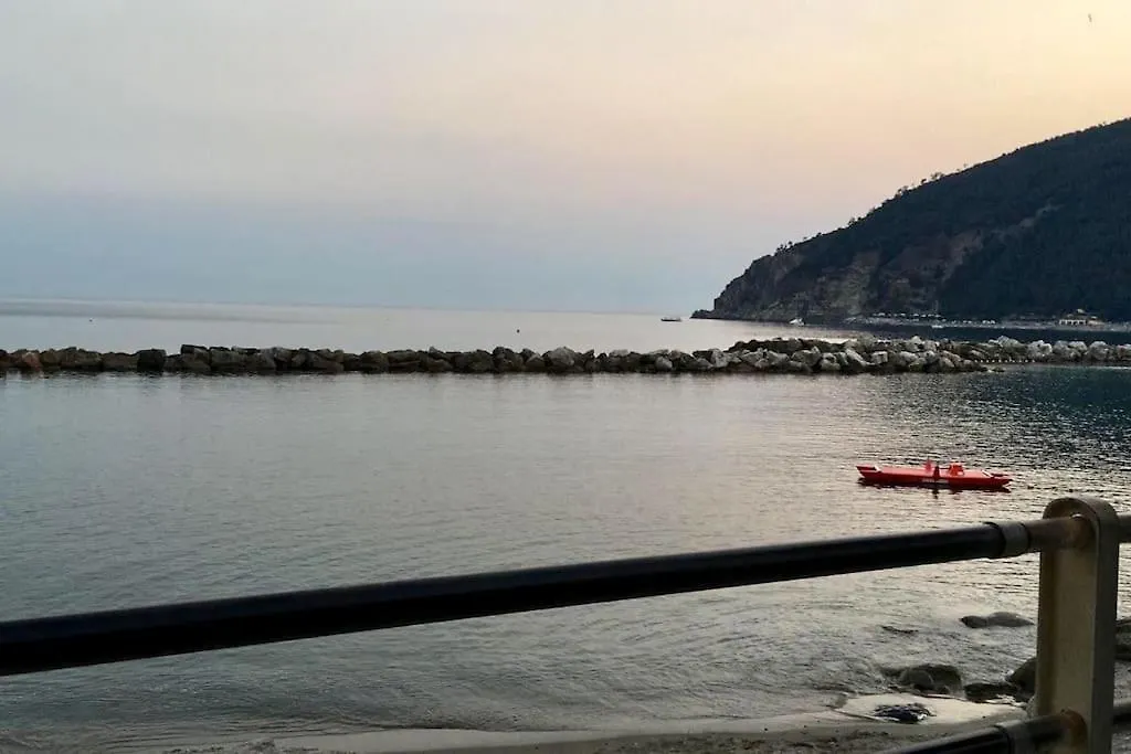 La Casa Novella, A 450 Metri Dal Mare Apartment Moneglia Italy